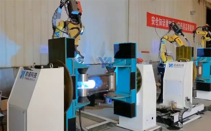 焊接机器人6619.jpg